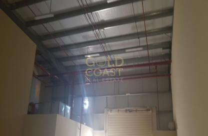 Show Room - Studio - 1 for rent in Al Sajaa Industrial - Al Sajaa - Sharjah