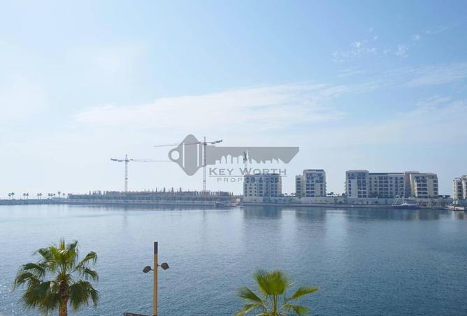 Luxury 2 bedroom + Laundry room Sea view photo 2