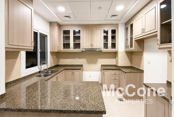 Well Maintained | Spacious | 2bed +Maids Room — photo 3