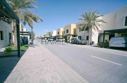 تاون هاوس - 3 غرف نوم - 4 حمامات للبيع في مدينة الشارقة المستدامة - الشارقة