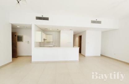 Apartment - 2 Bedrooms - 3 Bathrooms for rent in Iris Amber - Al Jaddaf - Dubai