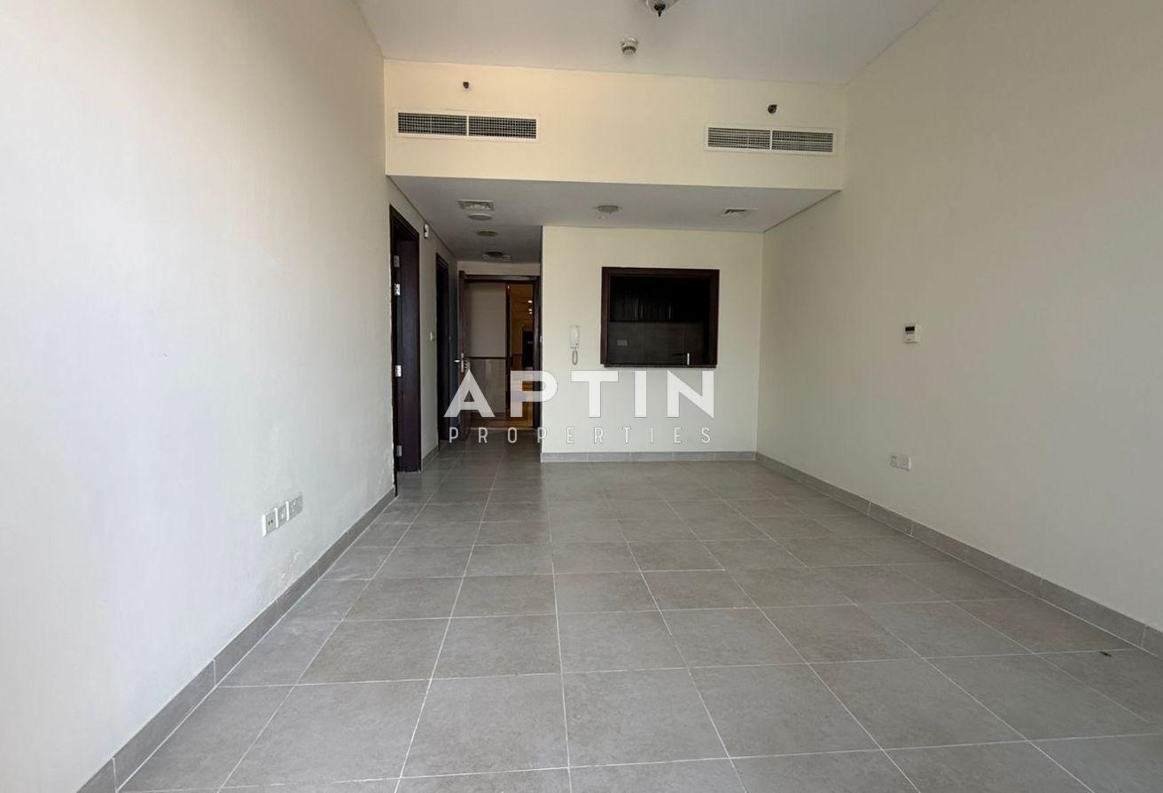 Well-Planned 1BHK | 2 Baths | Balcony | Mazaya 5 photo 3