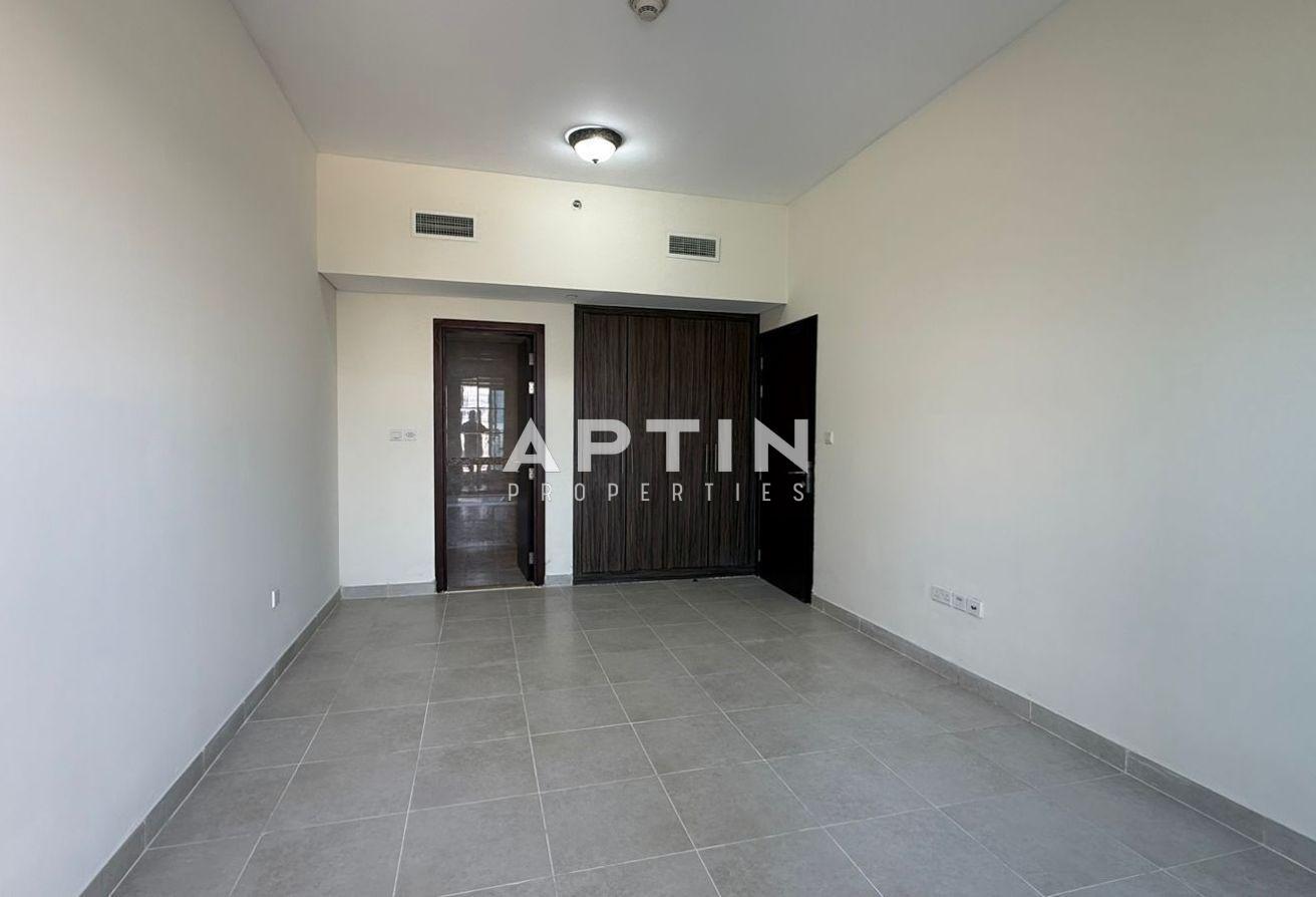 Well-Planned 1BHK | 2 Baths | Balcony | Mazaya 5 photo 5
