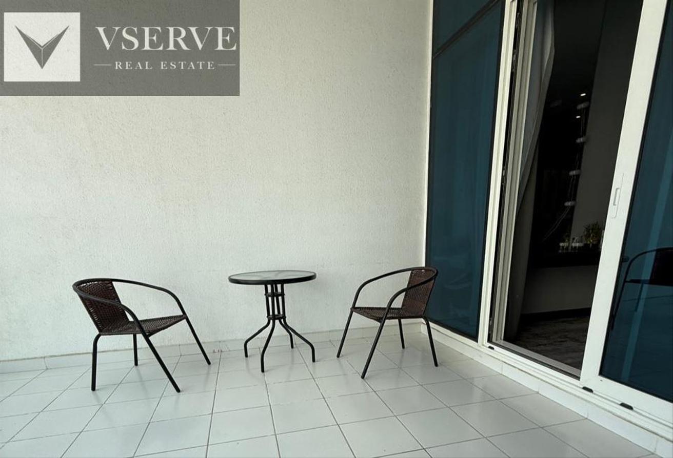 Skyline Elegance | Canal View | Prime Location photo 2