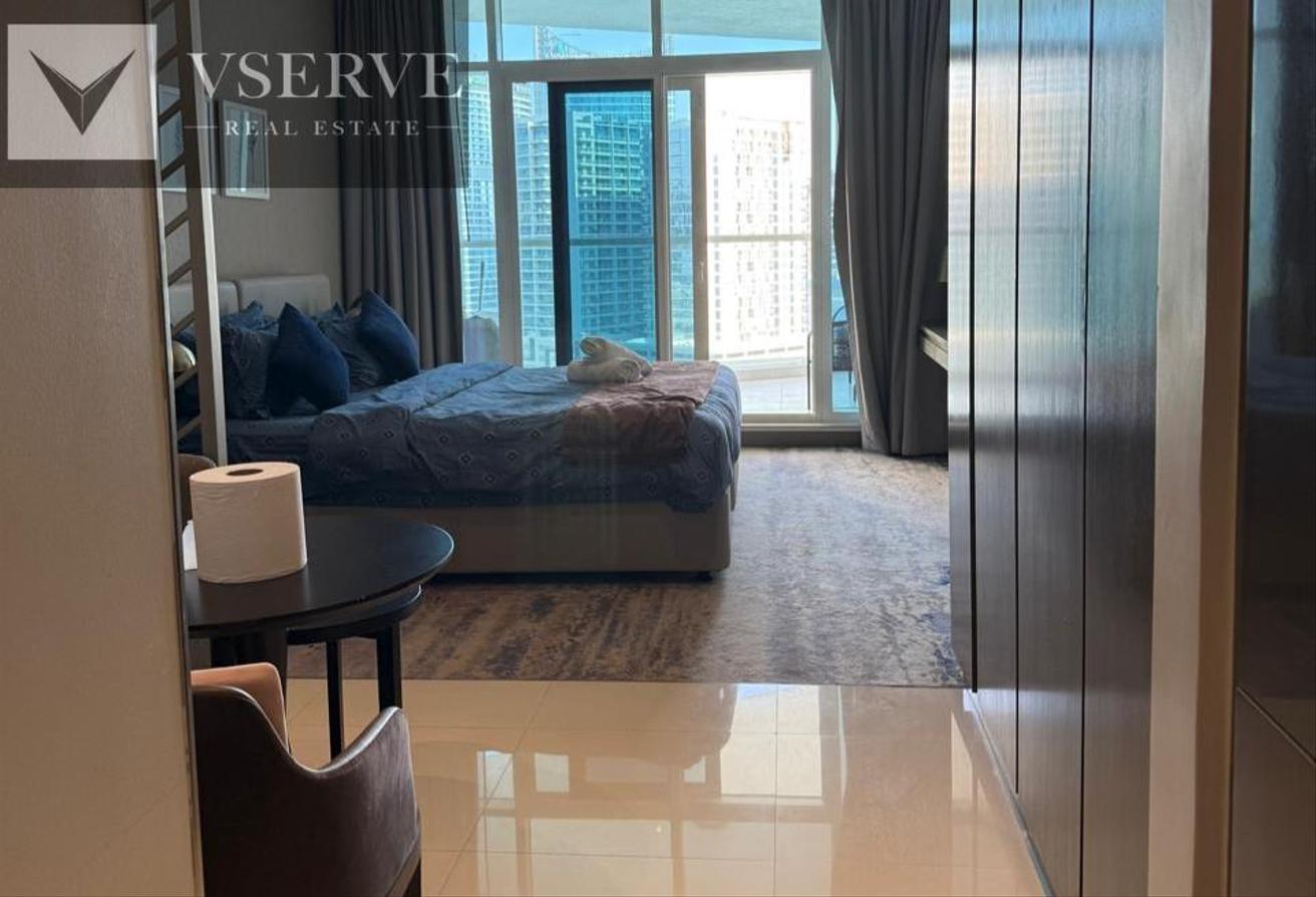 Skyline Elegance | Canal View | Prime Location photo 8
