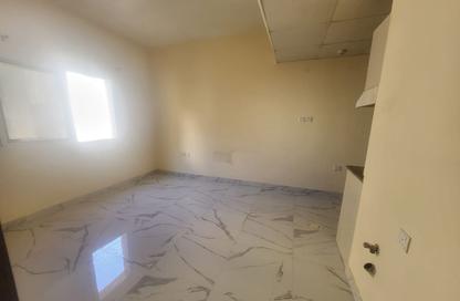 Apartment - Studio - 1 Bathroom for rent in Al Butina - Sharjah