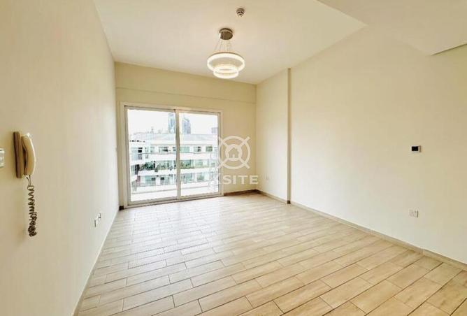 76180511 - Property Image 3