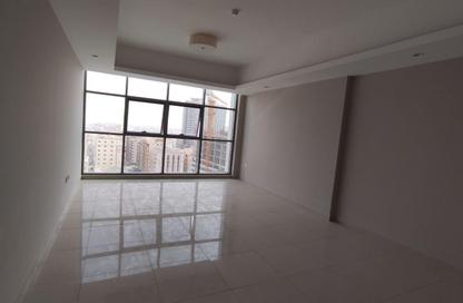 Apartment - 2 Bedrooms - 3 Bathrooms for sale in Gulfa Towers - Al Rashidiya 1 - Al Rashidiya - Ajman