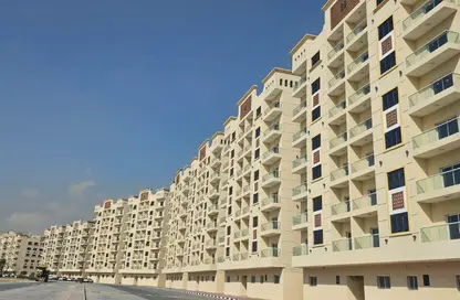 Apartment - 2 Bedrooms - 3 Bathrooms for rent in Al Amira Village - Al Yasmeen - Ajman