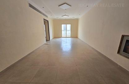 Apartment - 2 Bedrooms - 2 Bathrooms for rent in Muwaileh 29 Building - Muwaileh - Sharjah