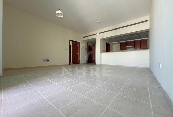 73848562 - Property Image 2