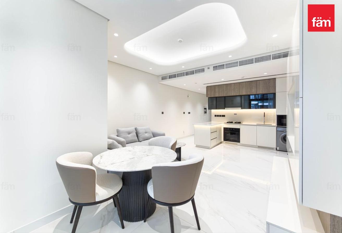 1 Bedroom | Fully Furnished | Mid Floor | Vacant photo 15