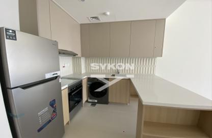 Apartment - Studio - 1 for rent in Weybridge Gardens 1 - Weybridge Gardens - Dubai Land Residence Complex - Dubai