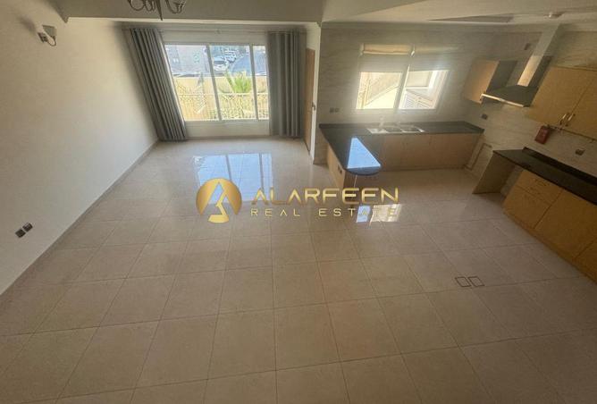 97393955 - Property Image 2
