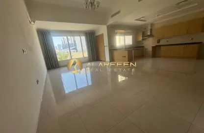 Villa - 5 Bedrooms - 6 Bathrooms for rent in Yellow Townhouses - District 12 - Jumeirah Village Circle - Dubai
