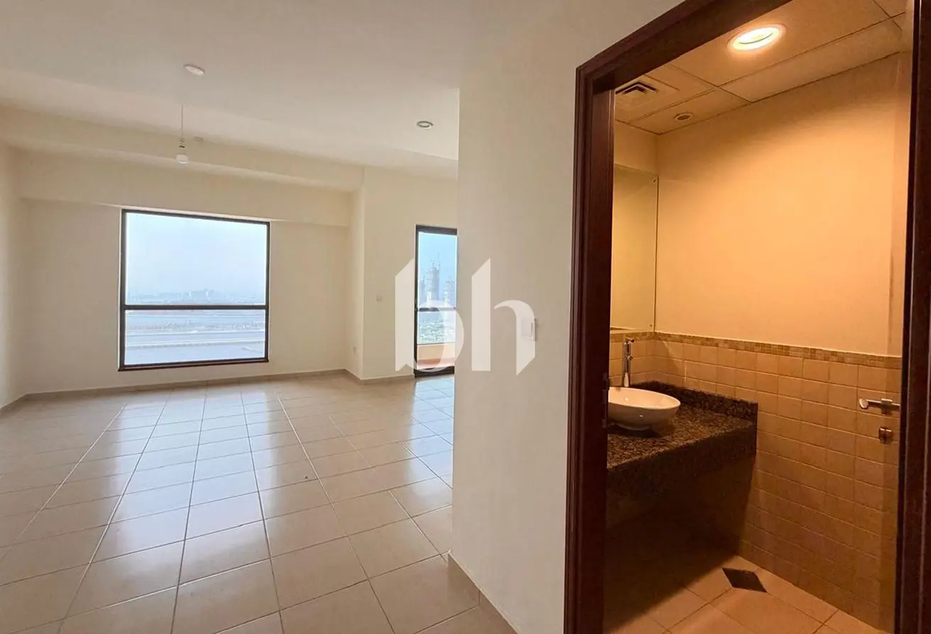 156893775 - Property Main Image