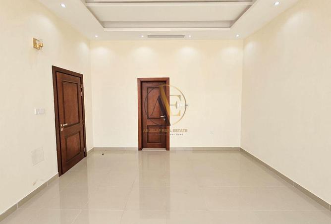 127482893 - Property Main Image