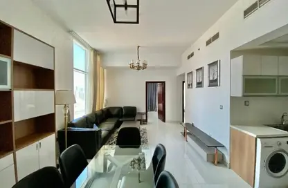 شقة - 2 غرف نوم - 2 حمامات للايجار في ستارز تاور 1 - ستارز من دانوب - الفرجان - دبي