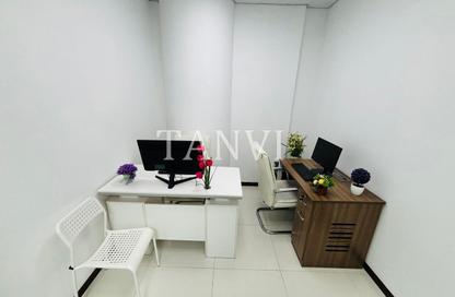 Office Space - Studio - 1 Bathroom for rent in Al Fajer Complex - Oud Metha - Bur Dubai - Dubai