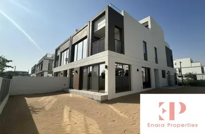 شقة - 5 غرف نوم - 6 حمامات للايجار في اورا - تلال الغاف - دبي