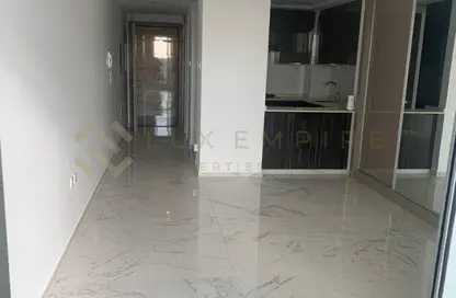 Apartment - 1 Bathroom for rent in Golden Dream Tower 1 - District 18 - Jumeirah Village Circle - Dubai