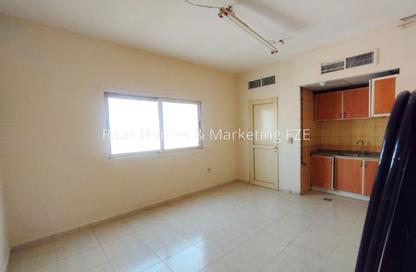 Apartment - Studio - 1 for rent in Bu Tina - Al Sharq - Sharjah Apartment - Studio - 1 for rent in Bu Tina - Al Sharq - Sharjah