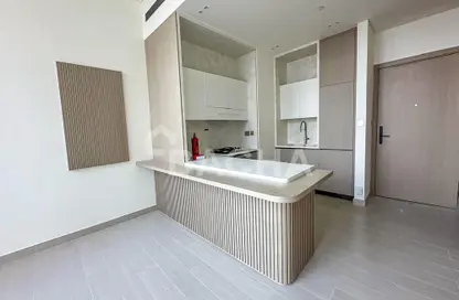 شقة - غرفة نوم - 2 حمامات للايجار في بن غاطي فانتوم - ديستريكت 17 - قرية جميرا الدائرية - دبي شقة - غرفة نوم - 2 حمامات للايجار في بن غاطي فانتوم - ديستريكت 17 - قرية جميرا الدائرية - دبي