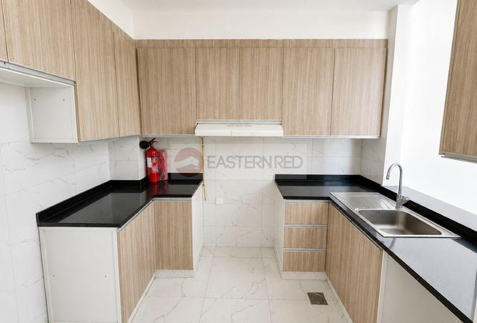 127913857 - Property Image 2