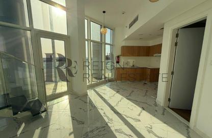Apartment - 1 Bedroom - 2 Bathrooms for rent in Oasis Residences - Masdar City - Abu Dhabi Apartment - 1 Bedroom - 2 Bathrooms for rent in Oasis Residences - Masdar City - Abu Dhabi