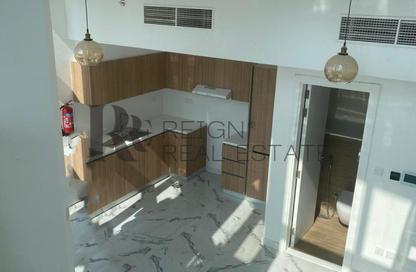Apartment - 1 Bedroom - 1 Bathroom for rent in Oasis Residences - Masdar City - Abu Dhabi