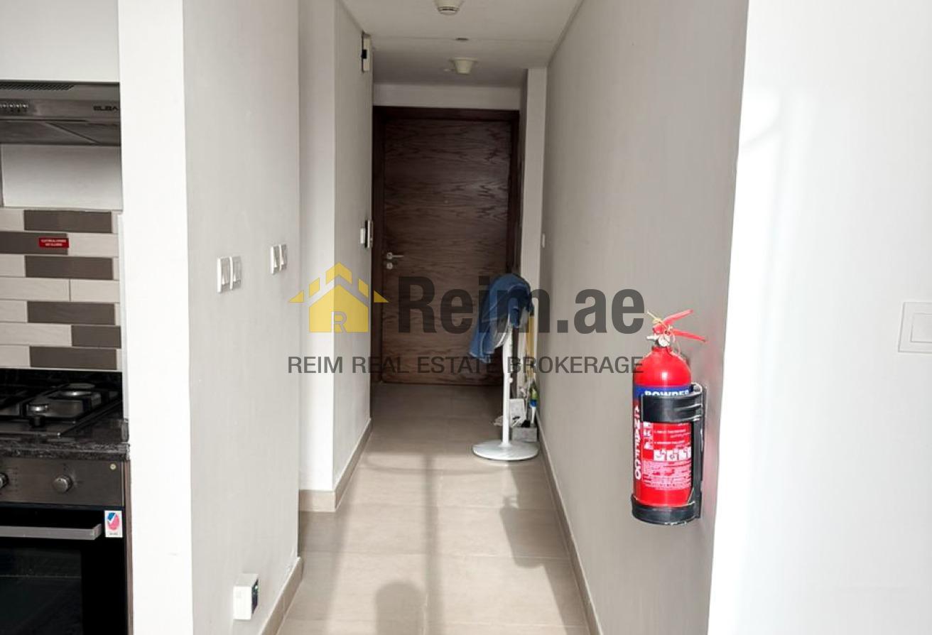Chiller Free | High Floor | Spacious Studio photo 8