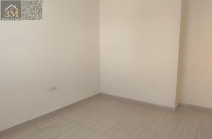 عمارة بالكامل - استوديو - 6 حمامات للبيع في ليوارا 1 - عجمان
