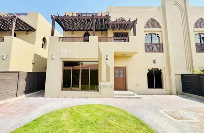 Villa - 4 Bedrooms - 4 Bathrooms for rent in Jumeirah 3 Villas - Jumeirah 3 - Jumeirah - Dubai