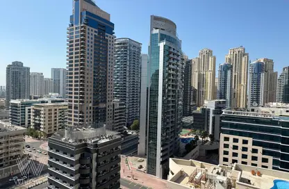 Apartment - 1 Bedroom - 1 Bathroom for rent in Dream Tower - Dubai Marina - Dubai