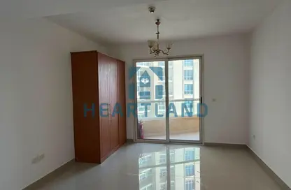 Apartment - 1 Bathroom for rent in Lakeside Tower A - Lakeside Residence - Dubai Production City (IMPZ) - Dubai