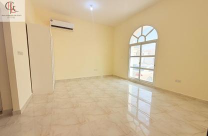 Apartment - Studio - 1 for rent in Shakhbout City - Abu Dhabi