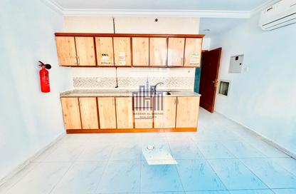 Apartment - Studio - 1 Bathroom for rent in Fire Station Road - Muwaileh - Sharjah
