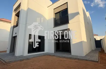 Villa - 4 Bedrooms - 6 Bathrooms for rent in Fay Alreeman - Al Shamkha - Abu Dhabi