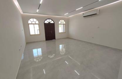 Villa - 3 Bedrooms - 5 Bathrooms for rent in Al Mowaihat 3 - Al Mowaihat - Ajman Villa - 3 Bedrooms - 5 Bathrooms for rent in Al Mowaihat 3 - Al Mowaihat - Ajman