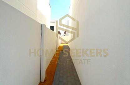 Villa - 4 - 5 for rent in Fay Al Reeman II - Al Shamkha - Abu Dhabi Villa - 4 - 5 for rent in Fay Al Reeman II - Al Shamkha - Abu Dhabi