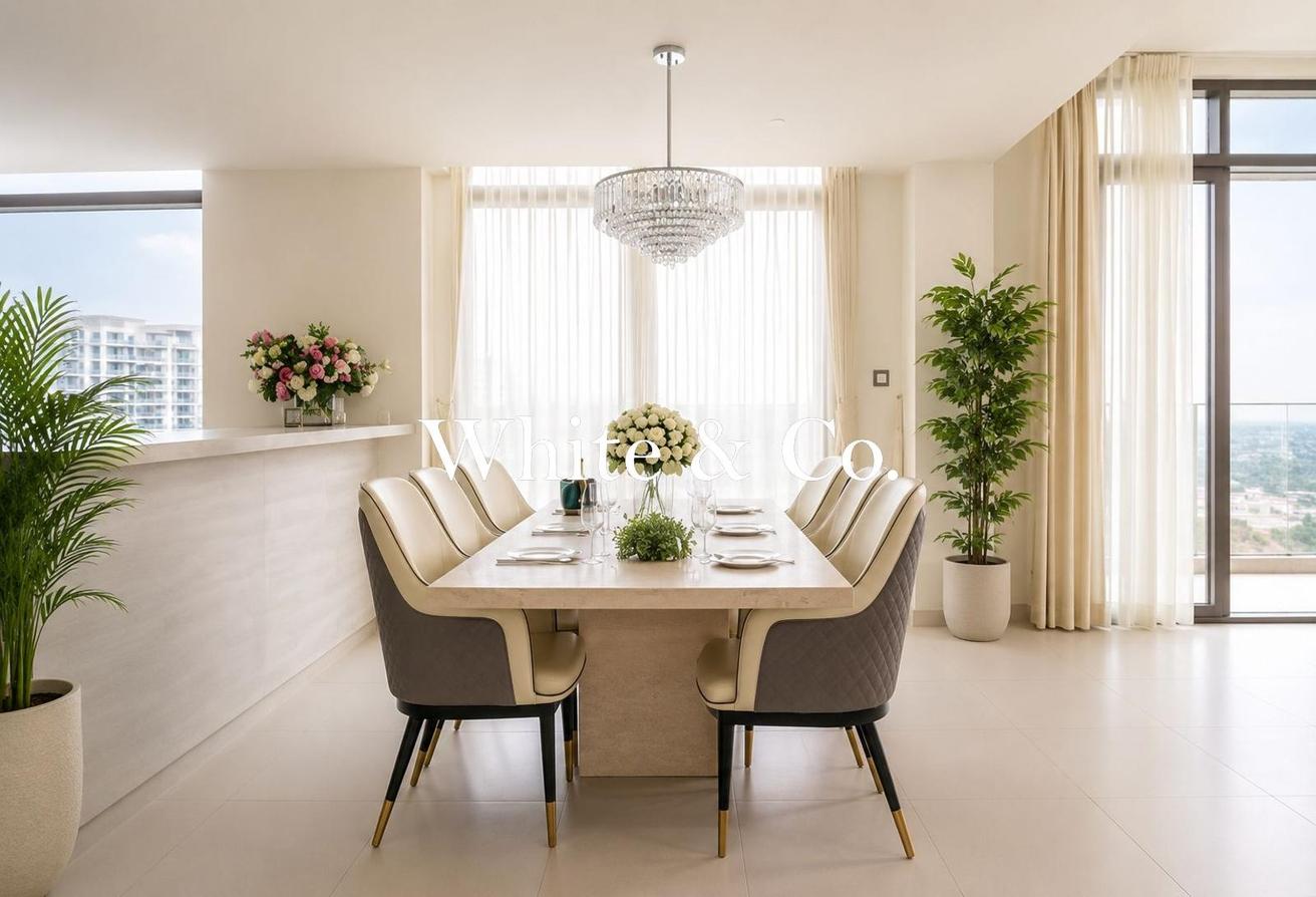 FULLY FURNISHED | LARGE LAYOUT | AVAILABLE NOW photo 3