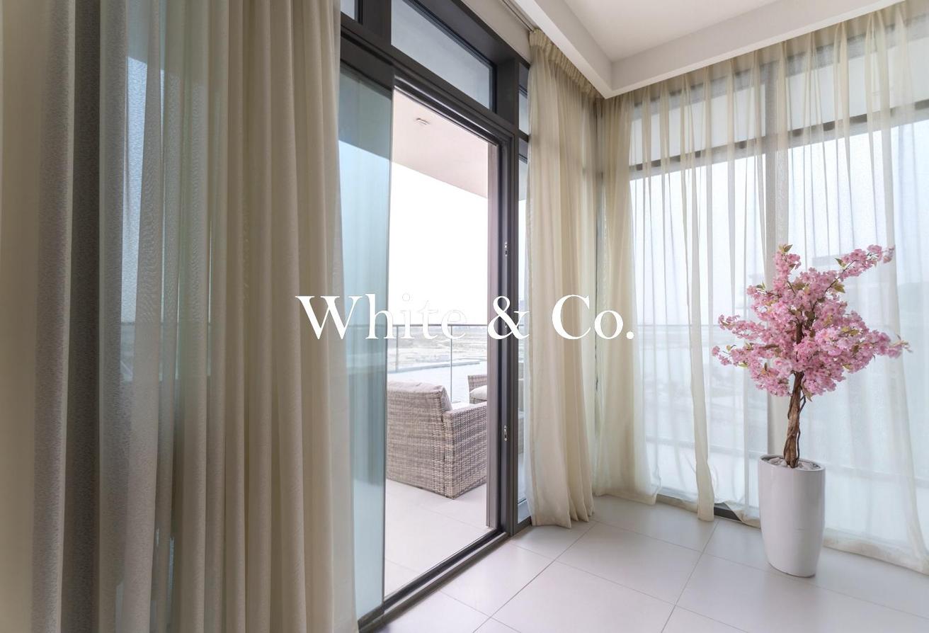 FULLY FURNISHED | LARGE LAYOUT | AVAILABLE NOW photo 4