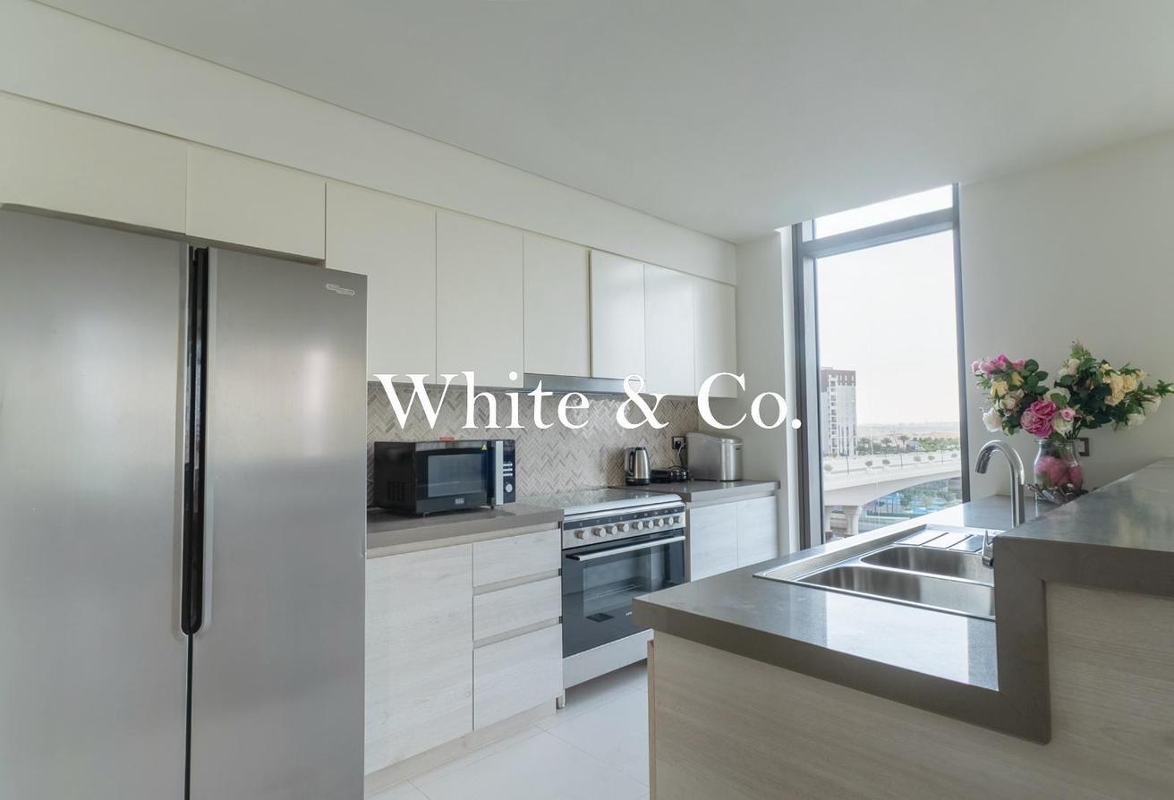 FULLY FURNISHED | LARGE LAYOUT | AVAILABLE NOW photo 15