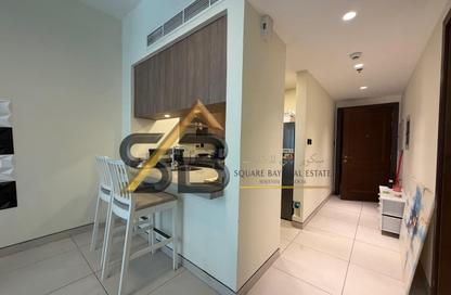 Apartment - 1 Bedroom - 2 Bathrooms for rent in Saleh Residence 3 - Jumeirah Garden City - Al Satwa - Dubai