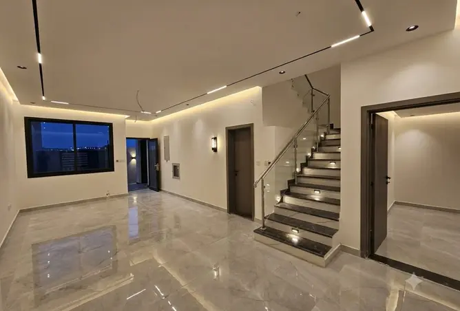 155584186 - Property Image 3