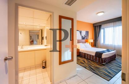 Apartment - 2 Bedrooms - 2 Bathrooms for rent in Golden Sands 10 Hotel Apartments - Mankhool - Bur Dubai - Dubai