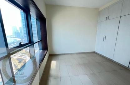 Apartment - 3 Bedrooms - 4 Bathrooms for rent in Al Khan Corniche - Al Khan - Sharjah Apartment - 3 Bedrooms - 4 Bathrooms for rent in Al Khan Corniche - Al Khan - Sharjah