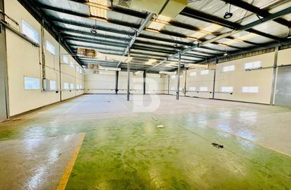 Warehouse - Studio for sale in Phase 1 - Dubai Investment Park (DIP) - Dubai