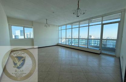 Apartment - 2 Bedrooms - 4 Bathrooms for rent in Al Majaz 1 - Al Majaz - Sharjah