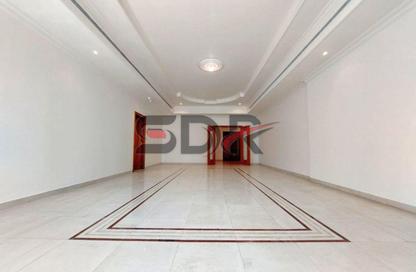 Apartment - 3 - 4 for rent in Amana Tower - Al Khalidiya - Abu Dhabi